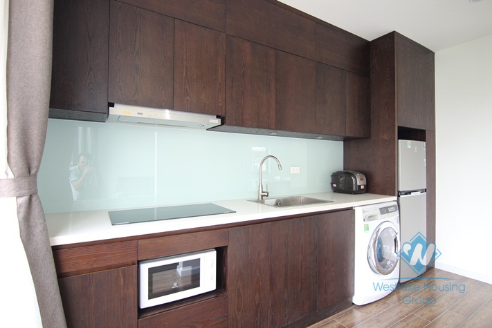 Good quality apartment for rent in Xuan dieu area, Tay Ho district